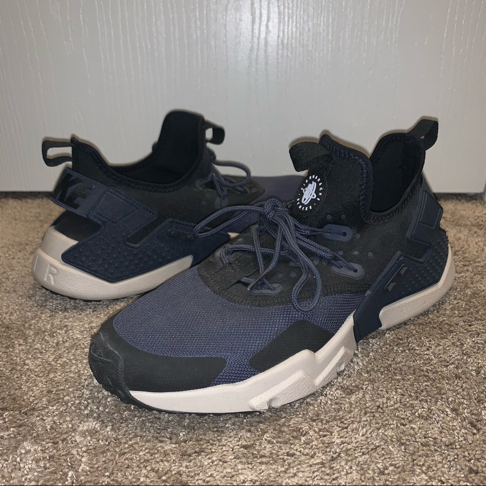 Nike Air Huarache Drift